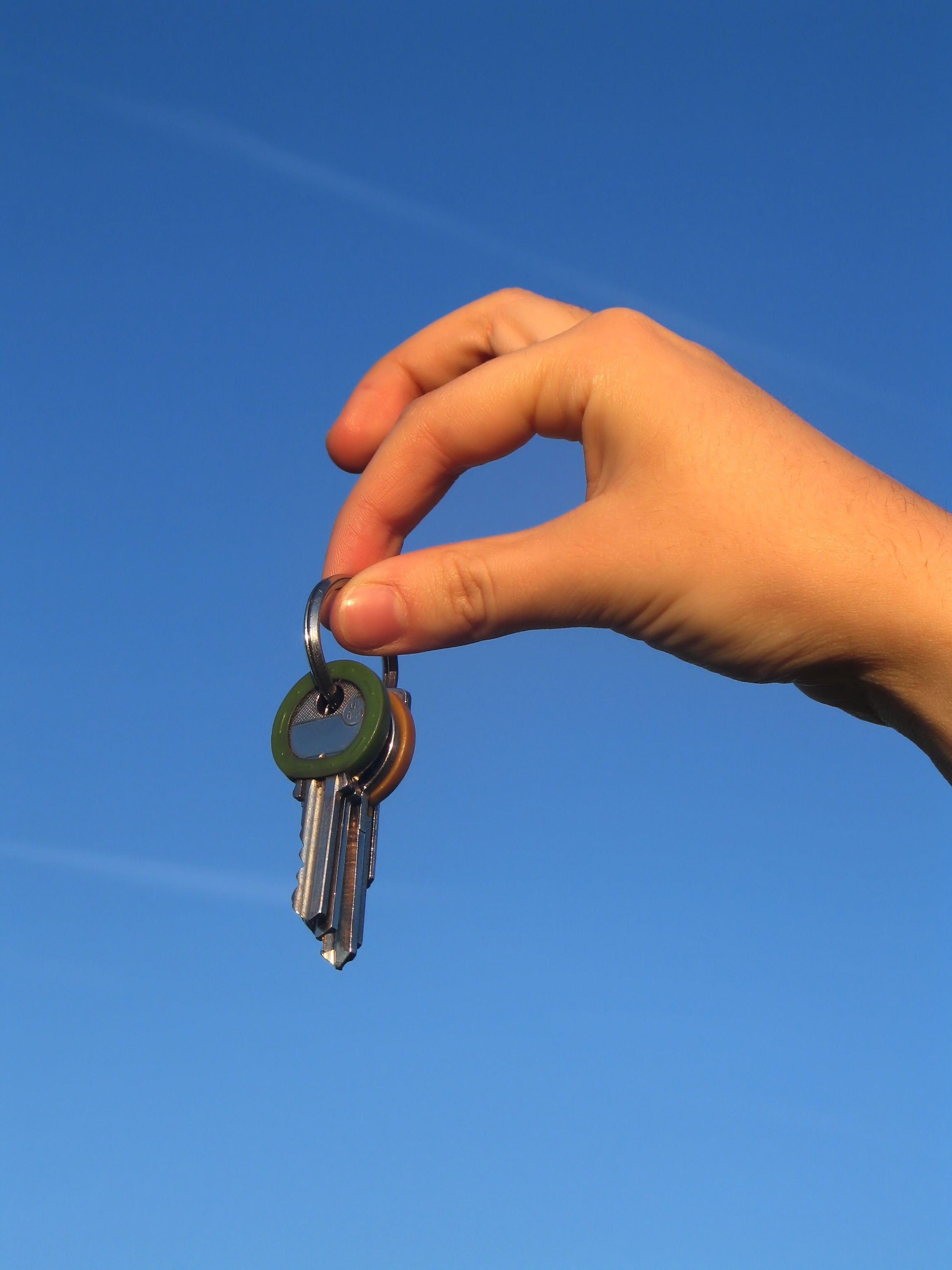 Let someone sober drive your car hand and keys